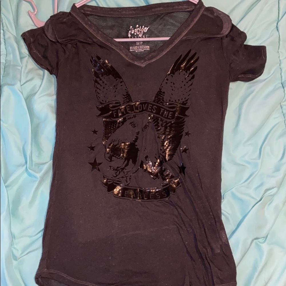 Black shirt